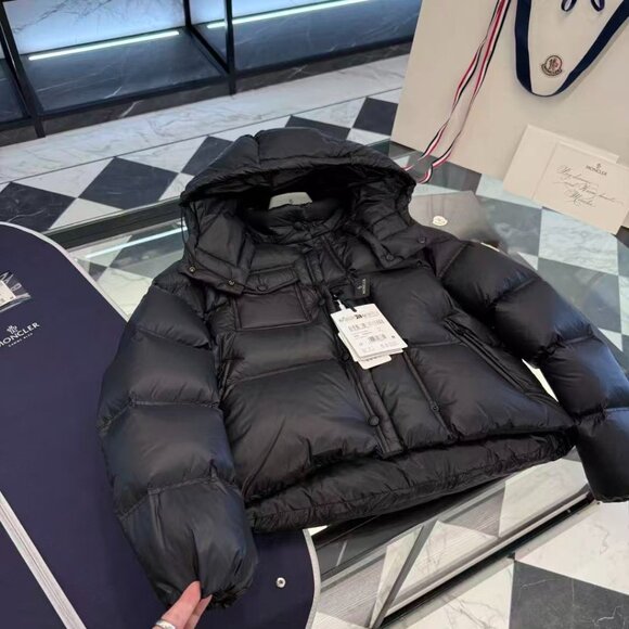 Moncler Jackets & Blazers - Moncler Erea Women's Down Jacket/Jacket, Short, Size L